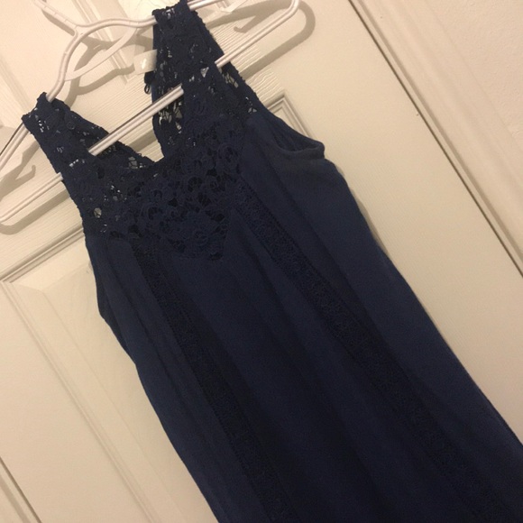 Dress - Picture 1 of 3